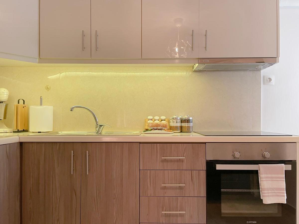Ferienwohnung Key Biscayne Charming 50Sqm Apt In Paleo Faliro Athen Exterior foto